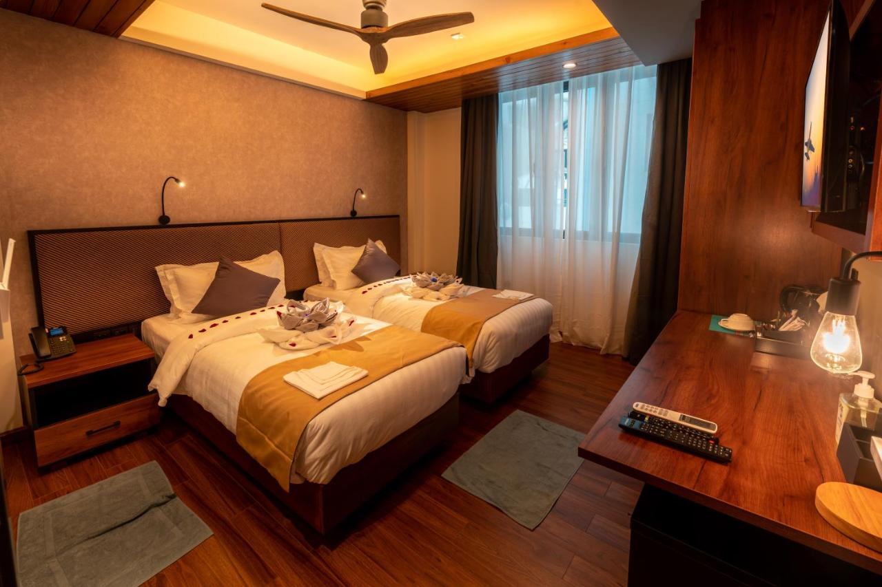Chen Beach Inn Hulhumalé Buitenkant foto